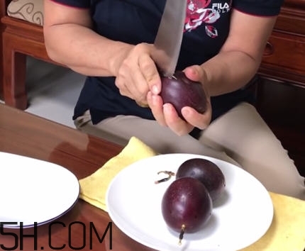 百香果切開(kāi)后怎么保存？百香果切開(kāi)后能放多長(zhǎng)時(shí)間呢？