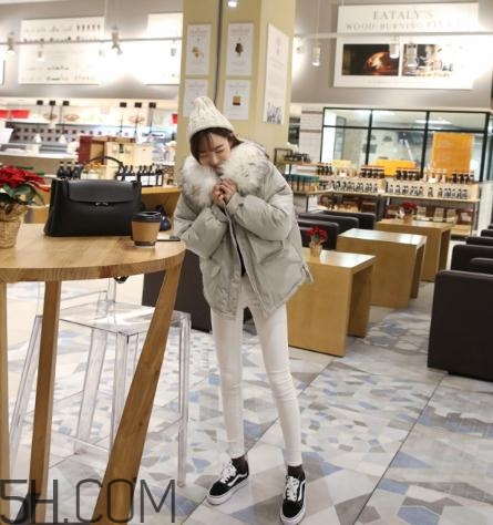 灰色棉服怎么搭配？灰色棉襖搭配圖片