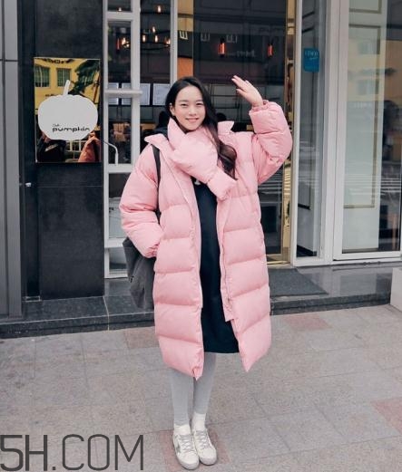 粉色棉服怎么搭配？粉色棉衣搭配圖片