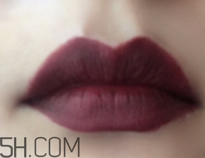 mac sin和diva買(mǎi)哪只？mac sin和diva試色對(duì)比