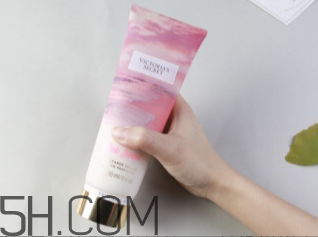 什么身體乳香味持久 比香水還香的身體乳 什么身體乳香味持久 比香水還香的身體乳