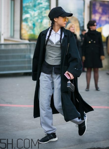 冬天運(yùn)動(dòng)褲配什么鞋子？冬天穿運(yùn)動(dòng)褲怎樣搭配鞋子？