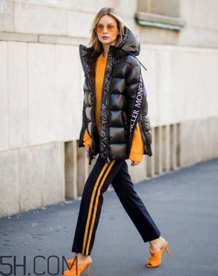 冬天運(yùn)動(dòng)褲配什么上衣？冬天穿運(yùn)動(dòng)褲怎么搭配？