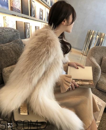 皮草能用洗衣機(jī)洗嗎？皮草可以用洗衣液洗嗎？