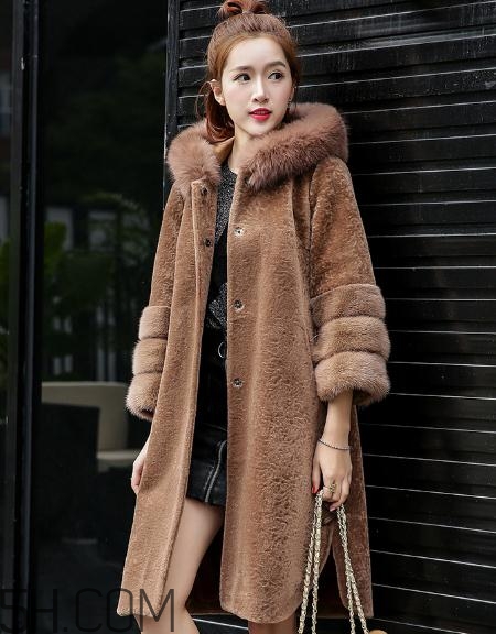 皮草有浮毛怎么辦？皮草浮毛怎么處理？