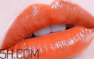 橘紅色口紅哪個牌子好？橘紅色口紅推薦