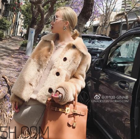 皮草粘了糖怎么處理？皮草粘了膠怎么清洗？