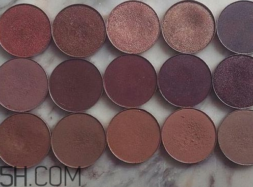 勃艮第紅是什么顏色？勃艮第色是酒紅色嗎？