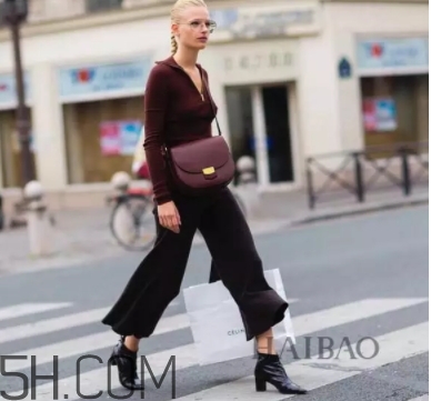 勃艮第紅是什么顏色？勃艮第色是酒紅色嗎？