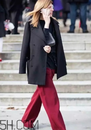 勃艮第紅怎么搭配？勃艮第色搭配什么顏色好看？