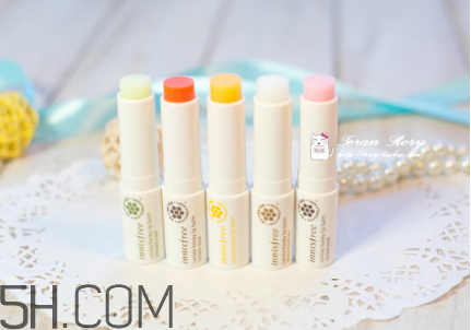 悅詩風(fēng)吟潤(rùn)唇膏好用嗎？孩子要不要用潤(rùn)唇膏？