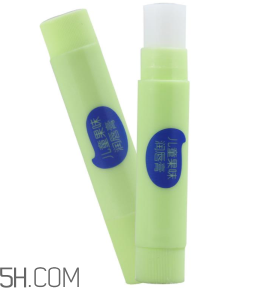滋潤的唇膏推薦 如何使用兒童潤唇膏 滋潤的唇膏推薦 如何使用兒童潤唇膏