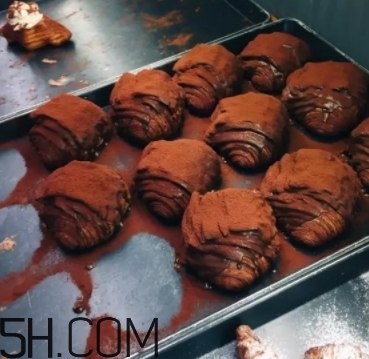 臟臟包哪里買？網(wǎng)紅巧克力臟臟包店鋪地址