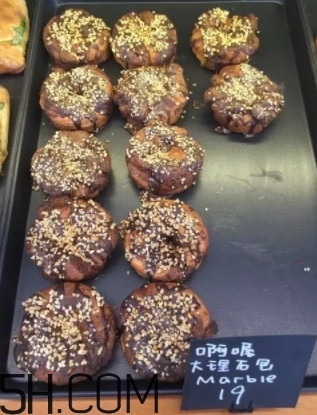 臟臟包哪里買？網(wǎng)紅巧克力臟臟包店鋪地址