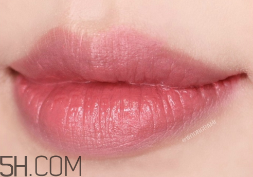 香奈兒蠟筆唇膏口紅試色 涂口紅的注意事項(xiàng) 香奈兒蠟筆唇膏口紅試色 涂口紅的注意事項(xiàng)