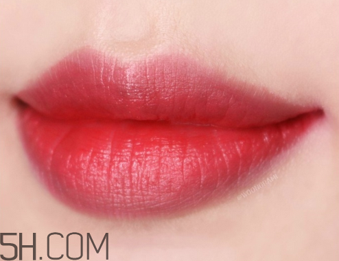 香奈兒蠟筆唇膏口紅試色 涂口紅的注意事項(xiàng) 香奈兒蠟筆唇膏口紅試色 涂口紅的注意事項(xiàng)