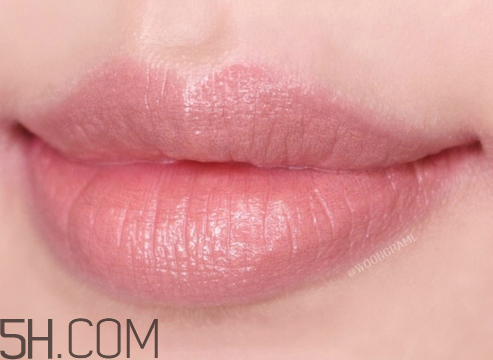 香奈兒蠟筆唇膏口紅試色 涂口紅的注意事項(xiàng) 香奈兒蠟筆唇膏口紅試色 涂口紅的注意事項(xiàng)