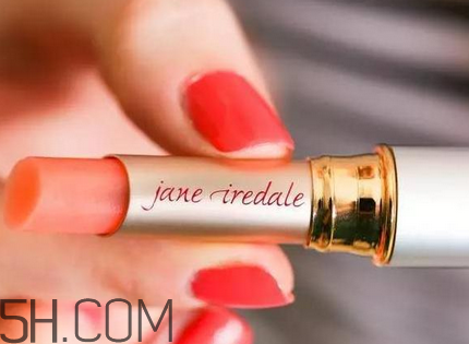 雪花秀唇膏好用嗎？適合口紅打底的潤唇膏