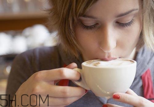 喝咖啡臉上會長斑嗎？喝咖啡臉上長斑了怎么回事？