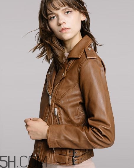 皮衣能用洗衣機洗嗎？皮衣可以脫水嗎？