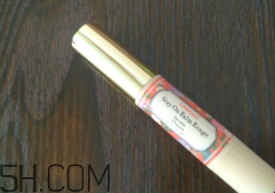 奶油杏色口紅適合什么人？奶油杏子色口紅適合黃皮嗎？