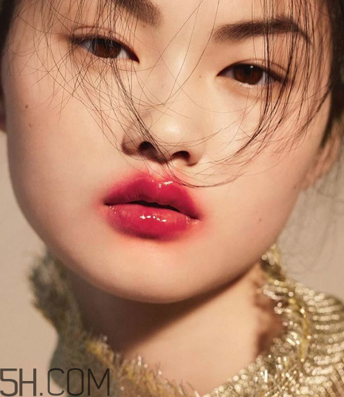 口紅到底應(yīng)該怎么涂？吻唇妝具體畫法