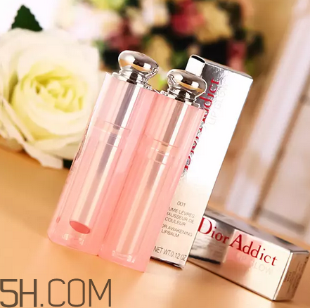 涂口紅前用bb打底可以嗎？最近比較火的口紅品牌有哪些？