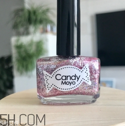 candy moyo和miss candy區(qū)別 膜玉和糖果小姐哪個好？