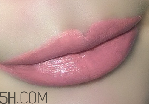 口紅到底應(yīng)該怎么涂？吻唇妝具體畫法