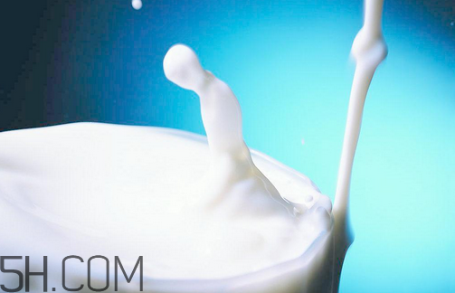 牛奶過期了可以洗臉嗎？洗臉可以用過期的牛奶嗎？