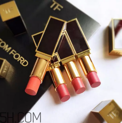 涂口紅前用bb打底可以嗎？最近比較火的口紅品牌有哪些？