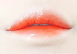 什么是咬唇妝？咬唇妝要用什么化妝品？