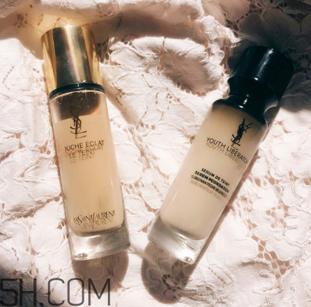 ysl超模和逆齡對比 ysl圣羅蘭粉底液區(qū)分 ysl超模和逆齡對比 ysl圣羅蘭粉底液區(qū)分