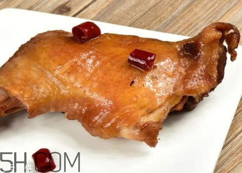 減肥可以吃鹵雞腿嗎 一個(gè)鹵雞腿的熱量是多少 減肥可以吃鹵雞腿嗎 一個(gè)鹵雞腿的熱量是多少