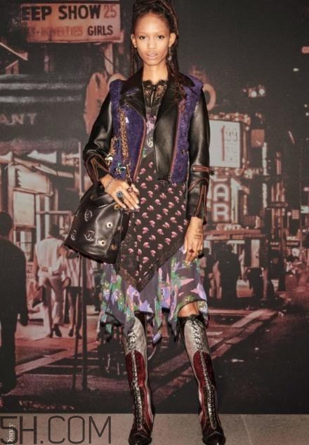 coach2018早秋服裝系列好看嗎_有哪些款式？