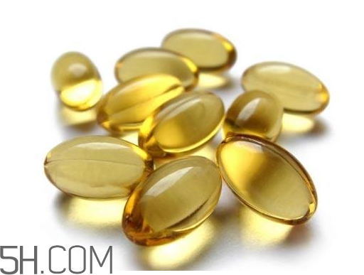 維生素e和開(kāi)塞露能一起用嗎？維生素e和葉酸能同時(shí)服用嗎？