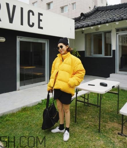 黃色棉服怎么搭配？黃色棉襖搭配圖片