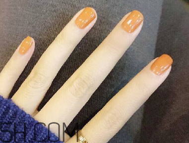 經(jīng)常做美甲好不好？淺色美甲款式推薦