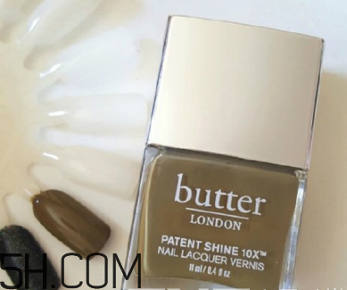 什么牌子指甲油好用？2018清新美甲圖片最新款