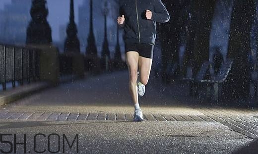 夜跑后可以吃水果嗎？夜跑后可以吃什么水果？