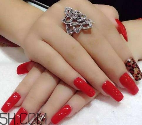 手指粗做什么美甲好看？蕾絲美甲怎么做教程圖解