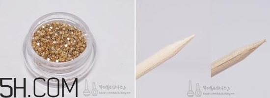 什么牌子指甲油好用？2018清新美甲圖片最新款