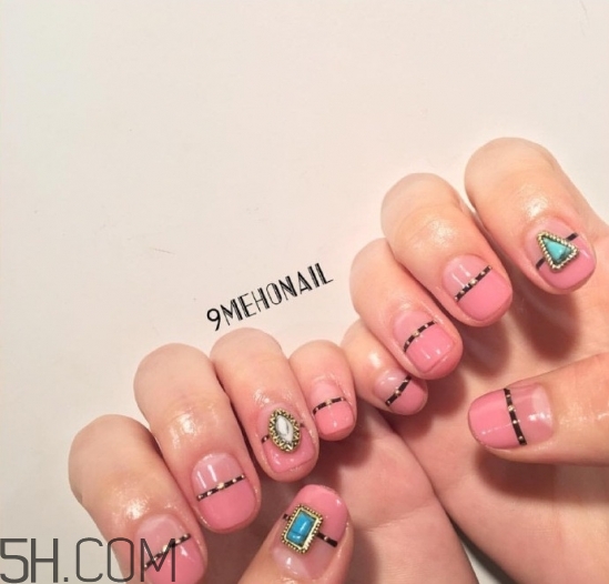 水染美甲用的什么指甲油？2018秋冬美甲最新款圖片