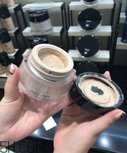 阿瑪尼黑曜石再生素顏霜好用嗎 多少錢 阿瑪尼黑曜石再生素顏霜好用嗎 多少錢