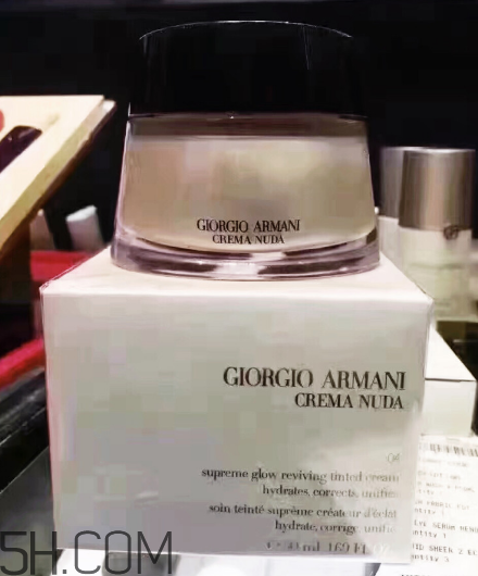 阿瑪尼黑鑰匙素顏霜功課和選色對比 阿瑪尼素顏霜使用心得 阿瑪尼黑鑰匙素顏霜功課和選色對比 阿瑪尼素顏霜使用心得