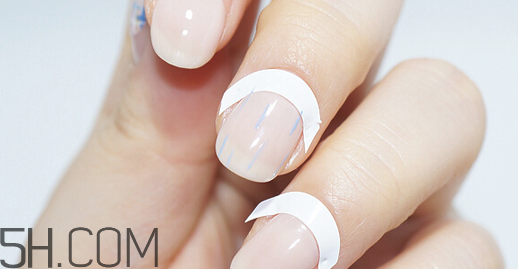 美甲店是怎么做指甲的？毛呢格子美甲教程圖解