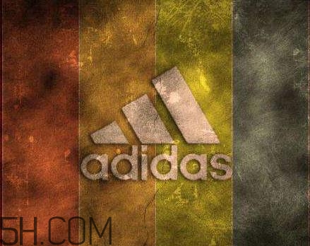 adidas swift run triple black配色在哪買_多少錢？