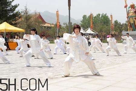 高血脂病人可以運(yùn)動(dòng)嗎？高血脂病怎么怎么運(yùn)動(dòng)？