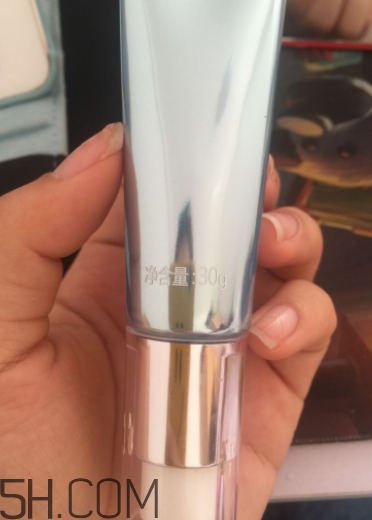 京潤(rùn)珍珠妝前乳怎么樣？京潤(rùn)珍珠妝前乳好用嗎？