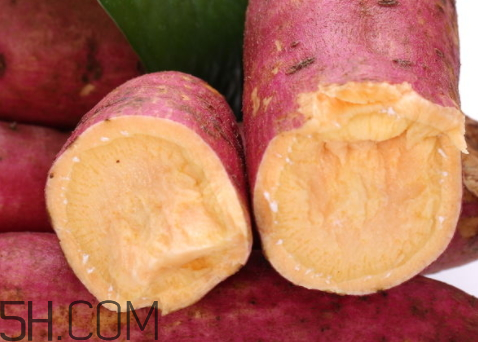 紅薯白心好還是黃心好 紅心紅薯和黃心紅薯白心紅薯的區(qū)別 紅薯白心好還是黃心好 紅心紅薯和黃心紅薯白心紅薯的區(qū)別